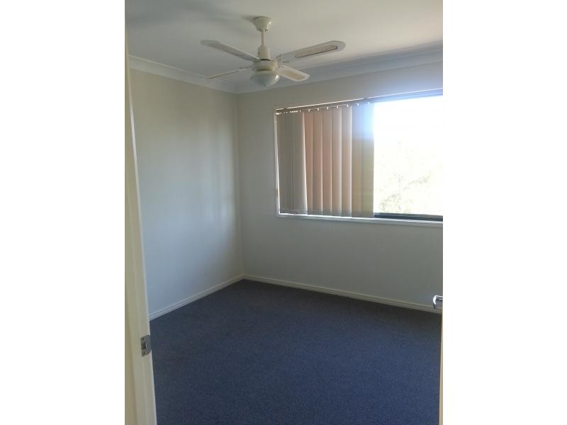 74 Universal Street, Pacific Pines QLD 4211