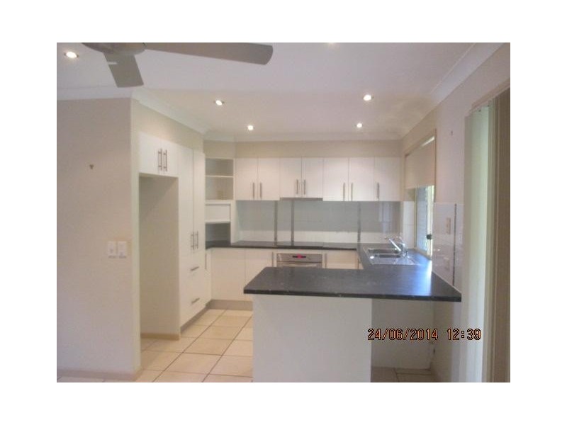 32 Riverview Rd, Nerang QLD 4211