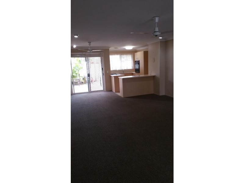 73/128 Benowa Road, Southport QLD 4215