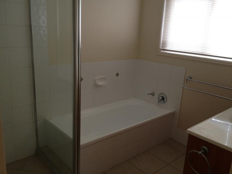 87 Johnston Street, Carina QLD 4152