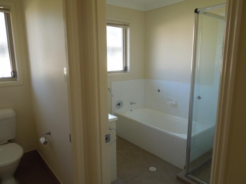 92 Johnston Street, Carina QLD 4152