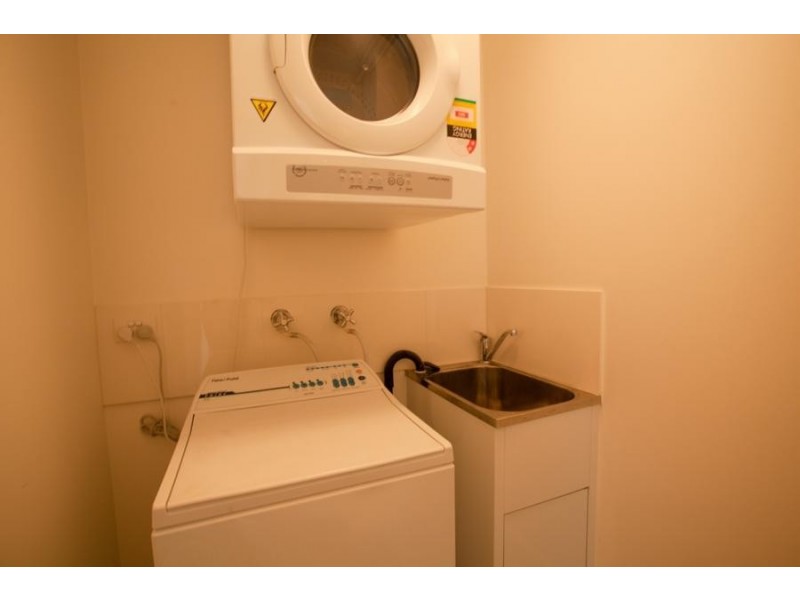 30 Macrossan Street, Brisbane QLD 4000