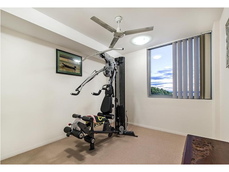 201/14 Oxley Ave, Woody Point QLD 4019