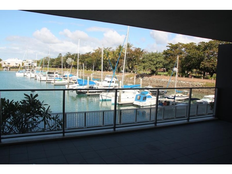 130/6 Mariners Drive, Townsville City QLD 4810