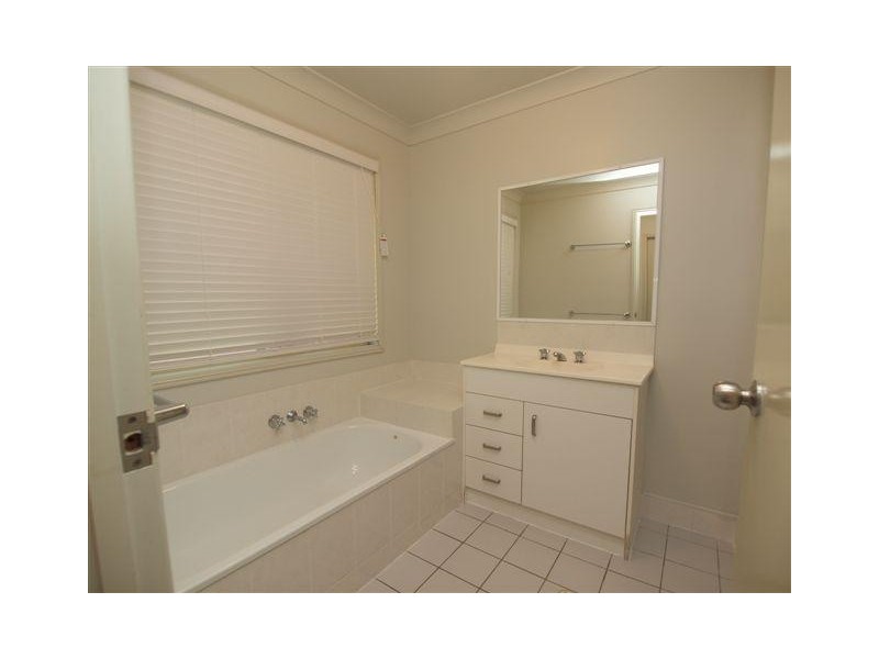 2 / 18 Spano, Zillmere QLD 4034