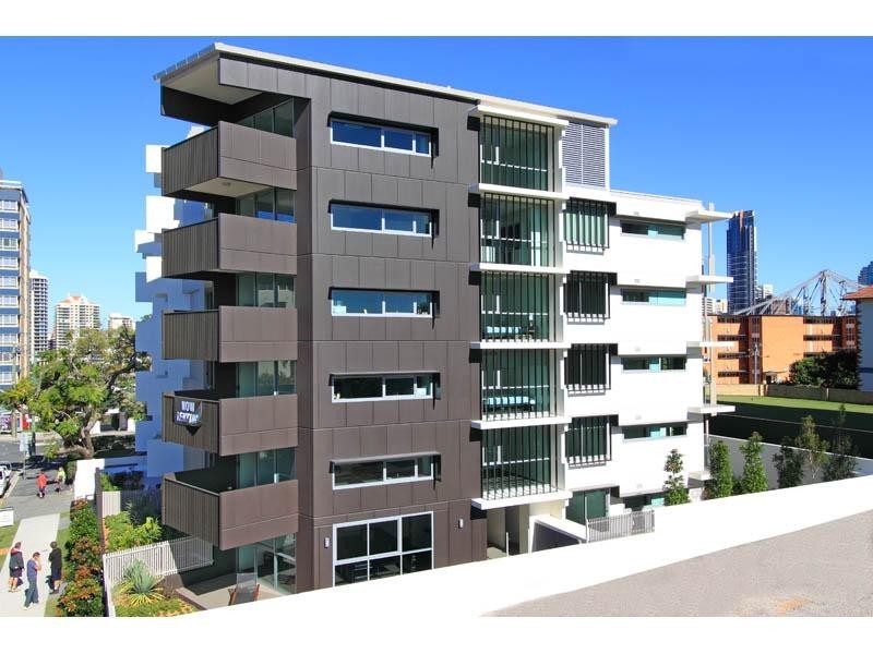 21/75 Barker Street, New Farm QLD 4005