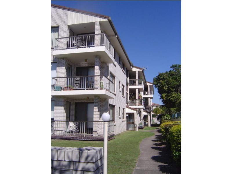 4/138 MARINE PARADE, Southport QLD 4215