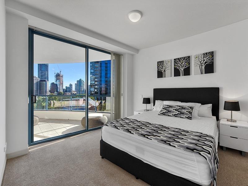 26 / 321 Main street, Kangaroo Point QLD 4169