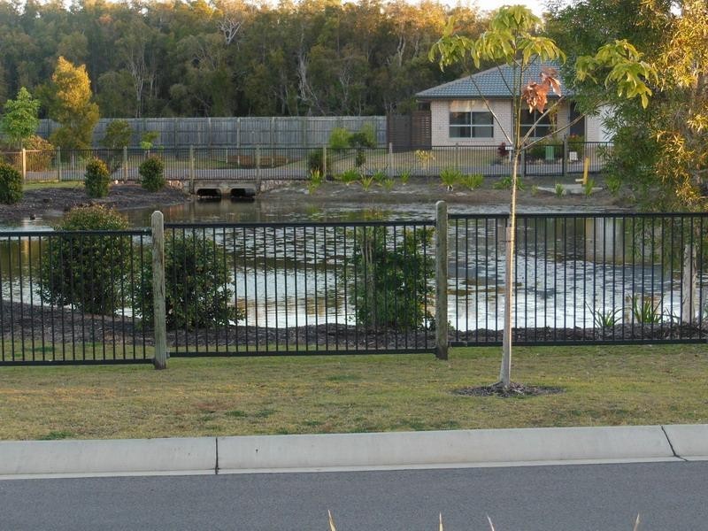109/230 Pulgul St, Urangan QLD 4655