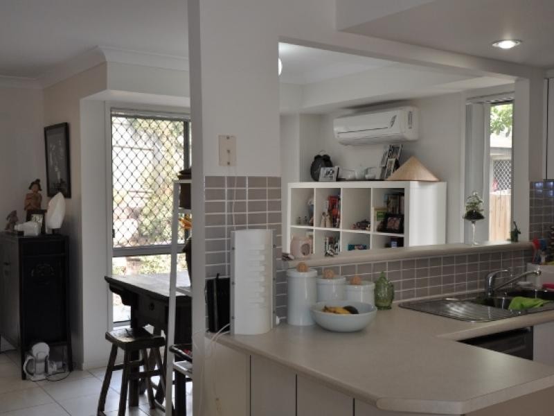 130 Jutland Street, Oxley QLD 4075