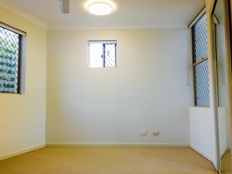 Unit 9 / 32-38 Newstead Tce, Newstead QLD 4006