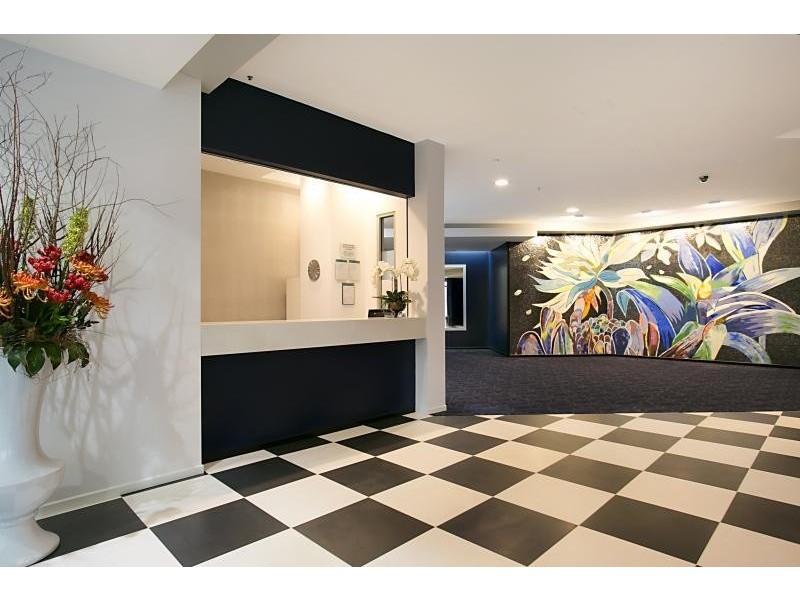 105 Scarborough Street, Southport QLD 4215