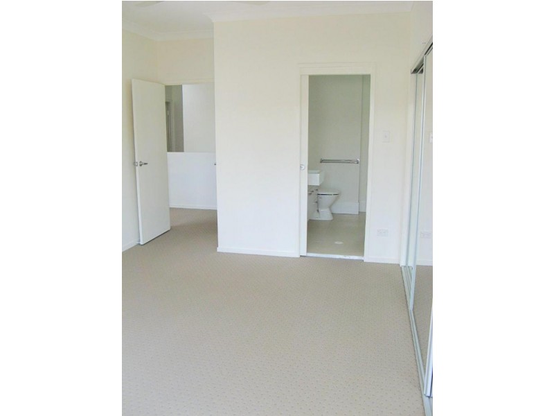 57 Moss Road, Wakerley QLD 4154