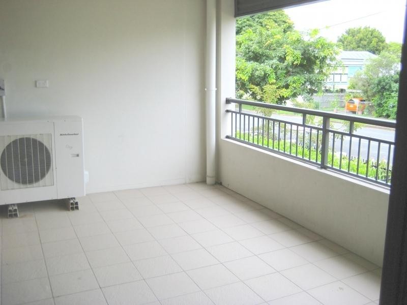 2H/35 Hamilton Road, Moorooka QLD 4105