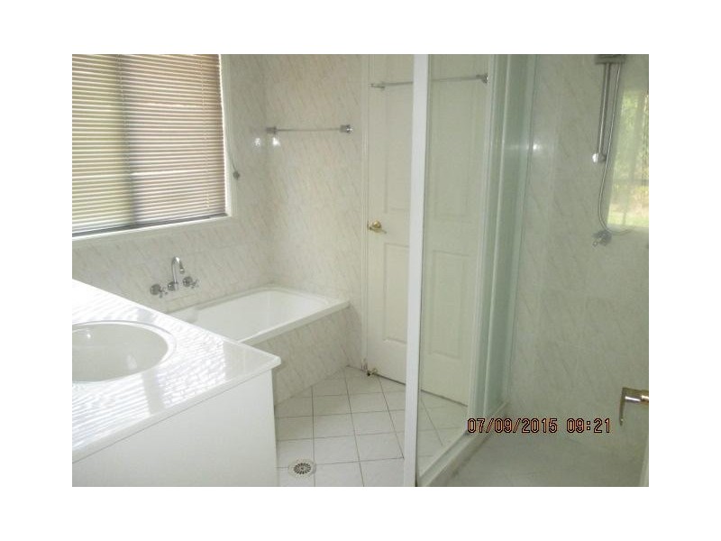 32 Riverview Rd, Nerang QLD 4211