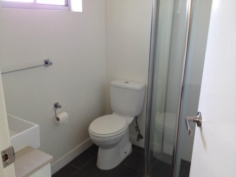11/28 Carl Street, Woolloongabba QLD 4102