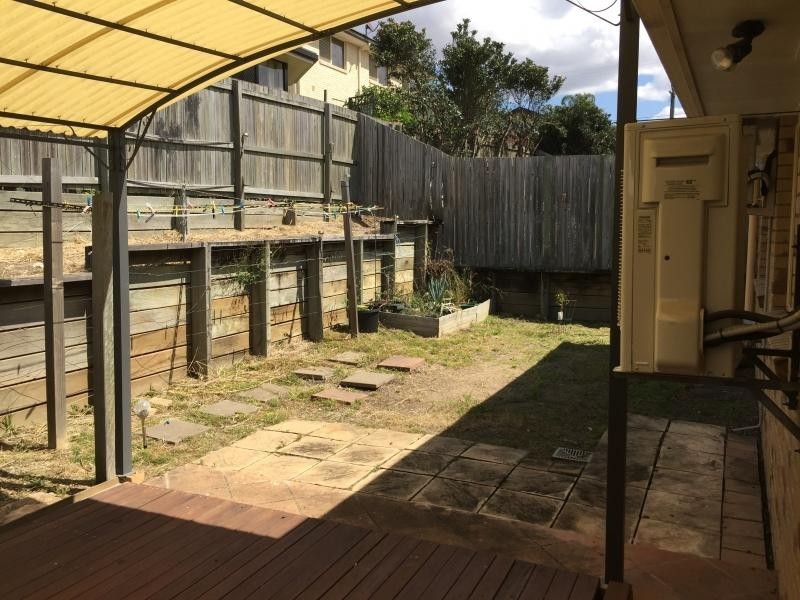 359 Warrigal Rd, Eight Mile Plains QLD 4113