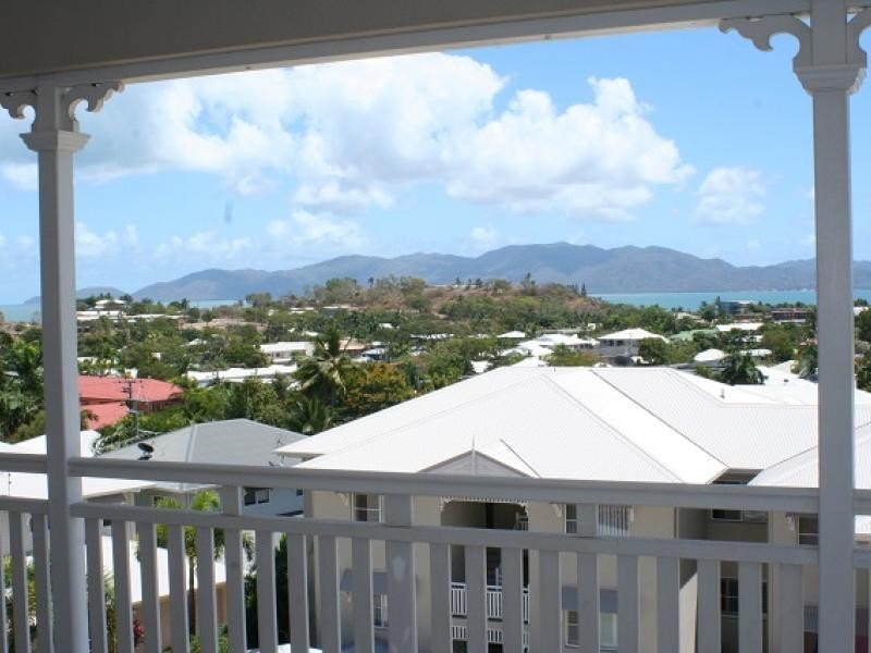 63 / 42 Warburton Street, North Ward QLD 4810