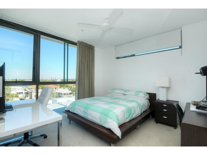 2501/323 Bayview Street, Hollywell QLD 4216