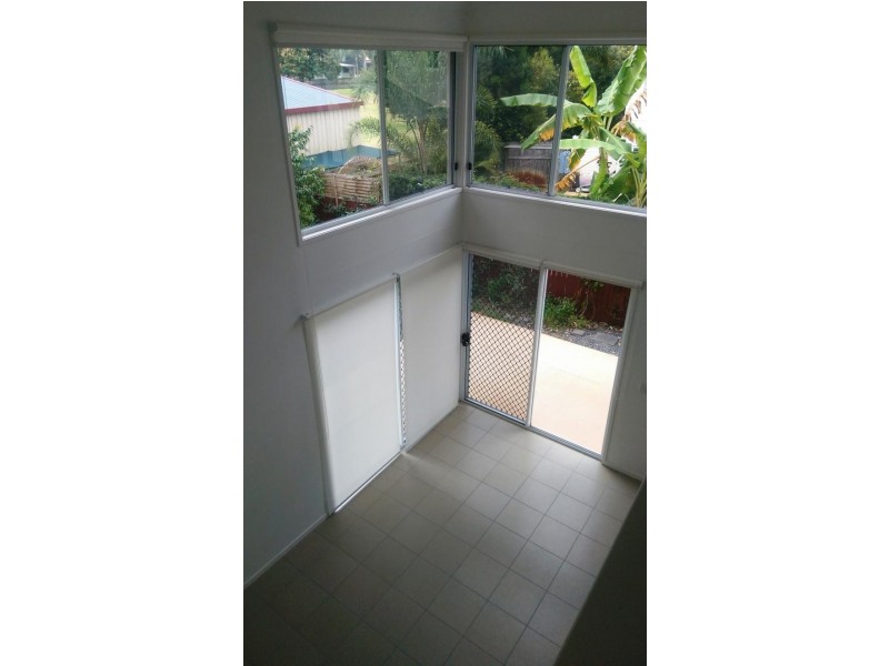71 Elizabeth st, Urangan QLD 4655