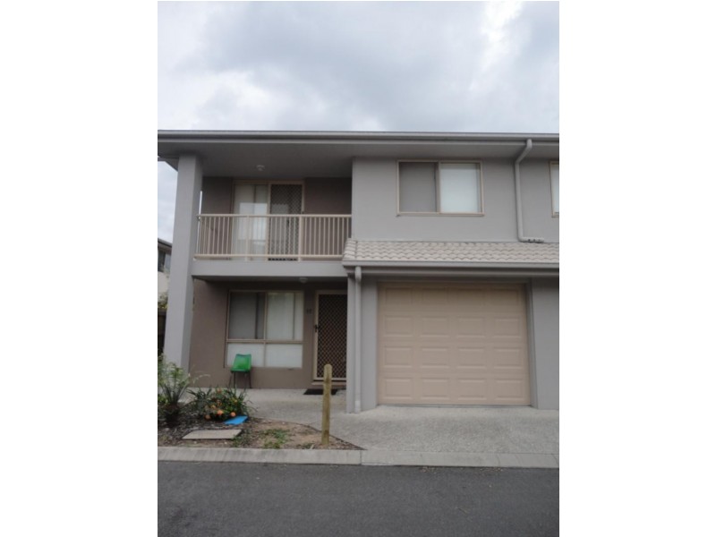 37 Johnston Street, Carina QLD 4152