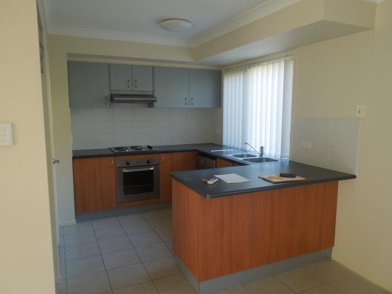 37 Johnston Street, Carina QLD 4152