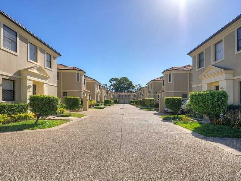 26-34 Sapium Road, Ashmore QLD 4214