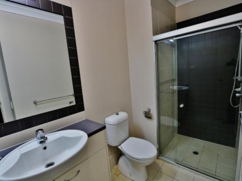 70 Norman Crescent, Norman Park QLD 4170