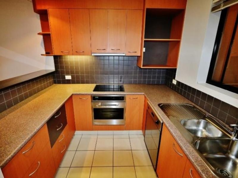 70 Norman Crescent, Norman Park QLD 4170