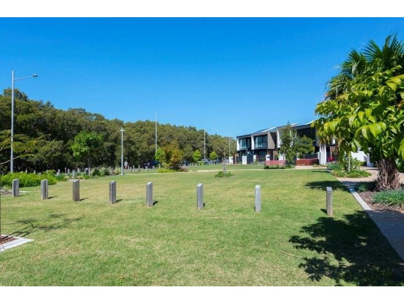 3205/126 PARKSIDE CIRCUIT, Hamilton QLD 4007