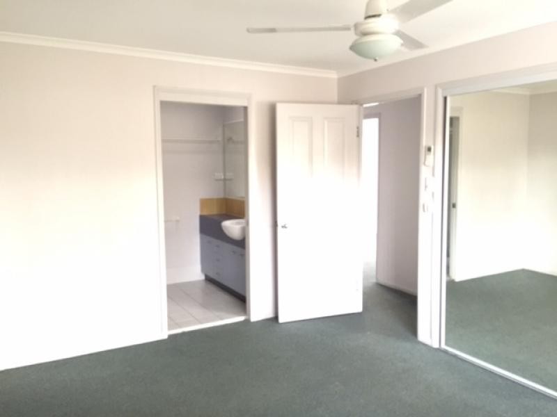 217 Murphy Road, Aspley QLD 4034