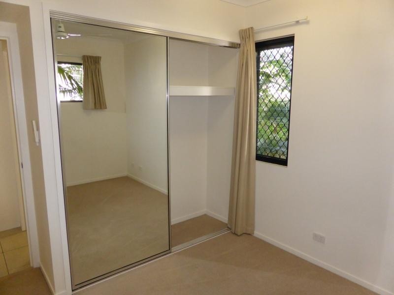 1 / 6-24 Henry Street, West End QLD 4810