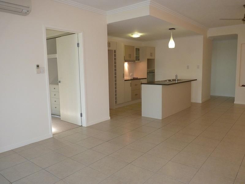 1 / 6-24 Henry Street, West End QLD 4810