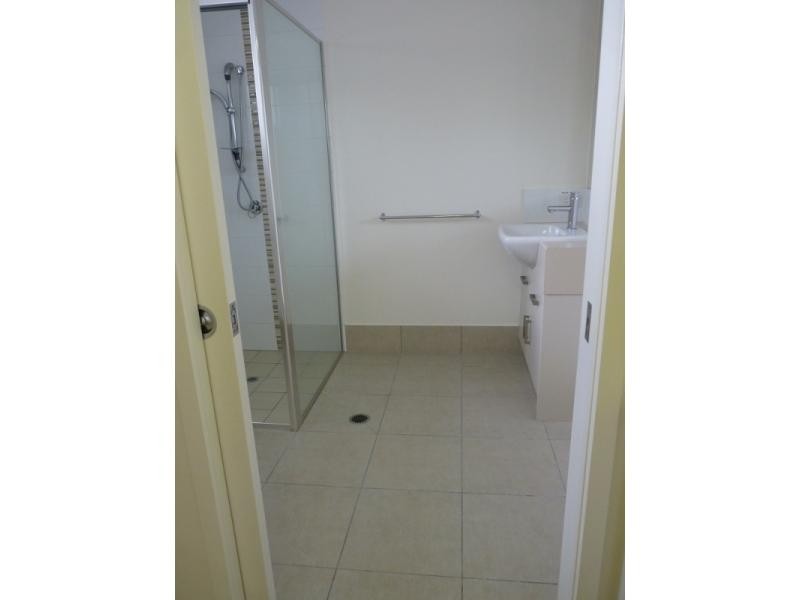 1 / 6-24 Henry Street, West End QLD 4810