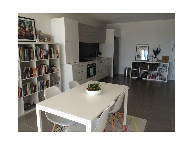 UNIT 1303/ 8 WATERFORD COURT, Bundall QLD 4217