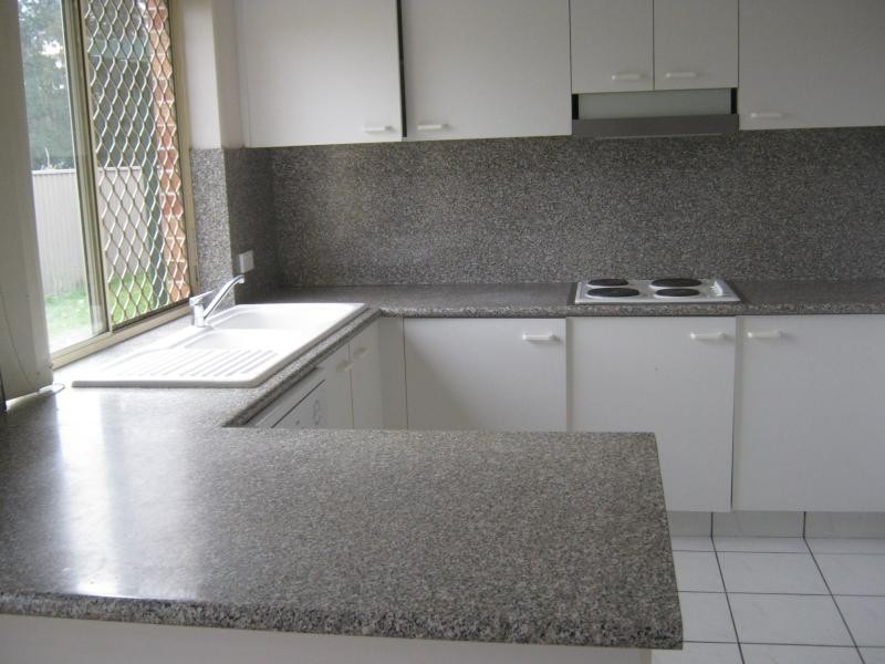 32 Riverview Rd, Nerang QLD 4211