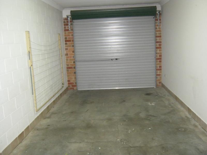 32 Riverview Rd, Nerang QLD 4211