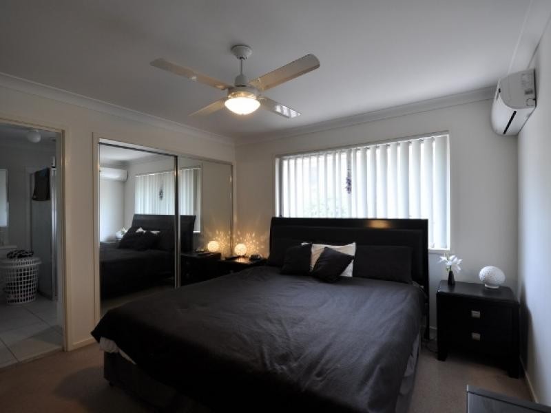 130 Jutland Street, Oxley QLD 4075