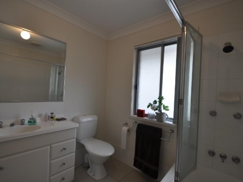 130 Jutland Street, Oxley QLD 4075