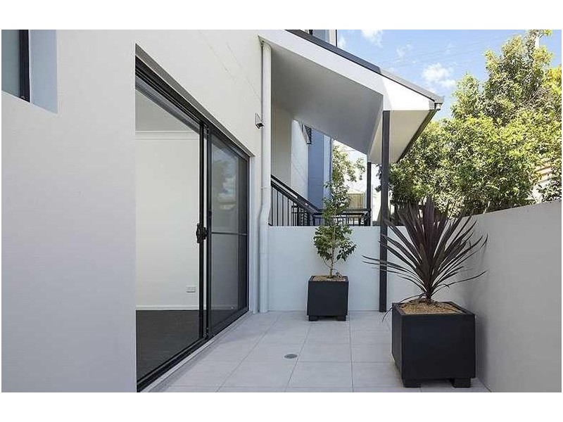 2 Dorset St, Ashgrove QLD 4060