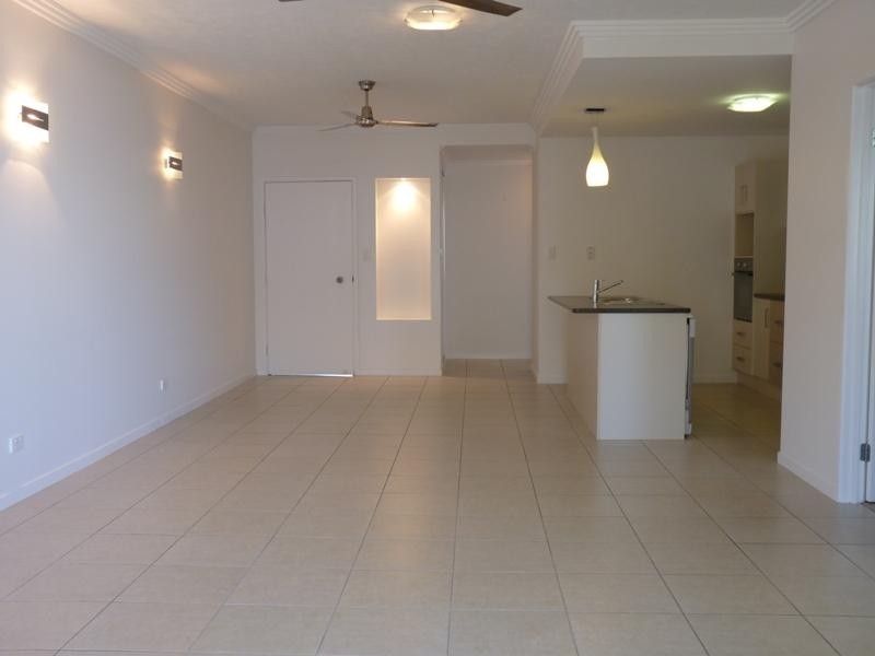 1 / 6-24 Henry Street, West End QLD 4810