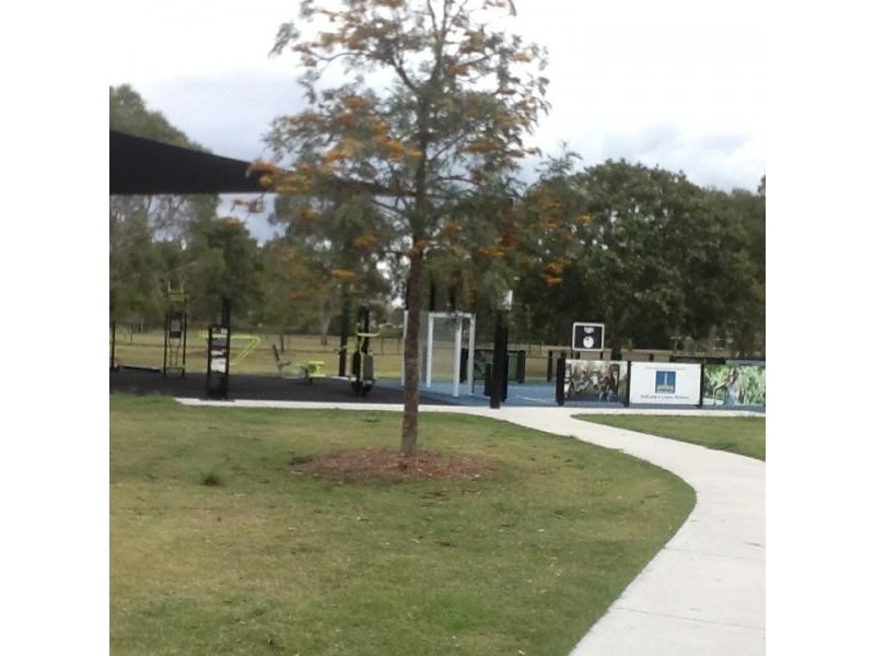 20 Johnston Street, Carina QLD 4152