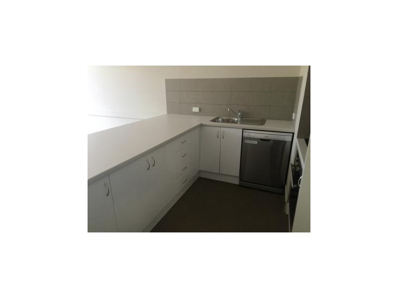 184 Torquay Rd, Scarness QLD 4655