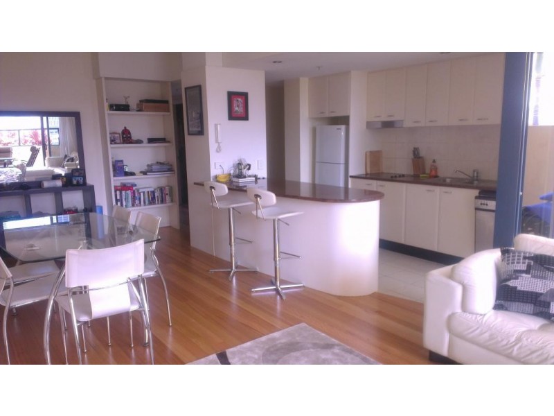 2 / 321 Main street, Kangaroo Point QLD 4169