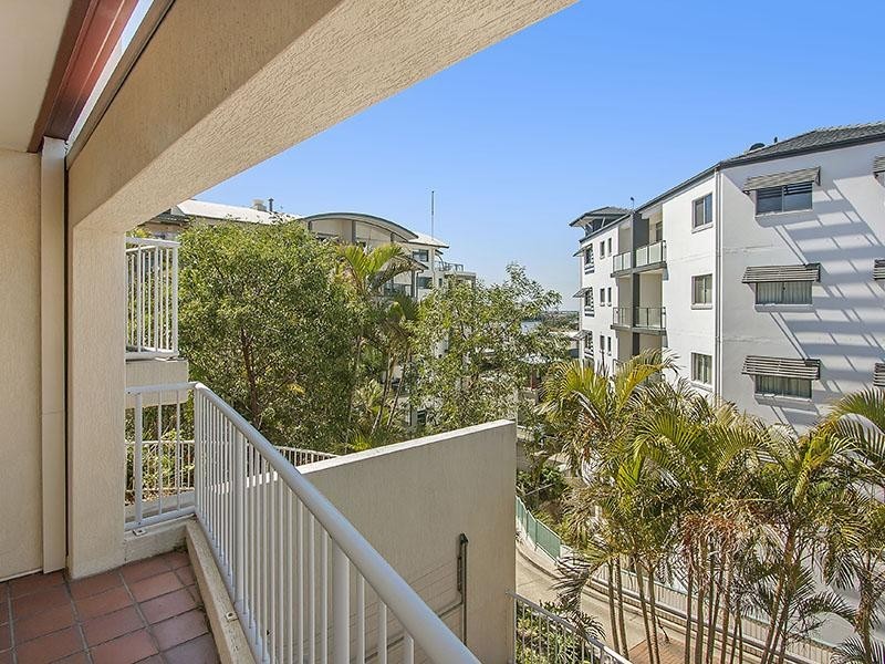 7 Boyd ST, Bowen Hills QLD 4006