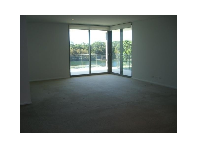 207 / 22 Ben Lexcen Place, Robina QLD 4226