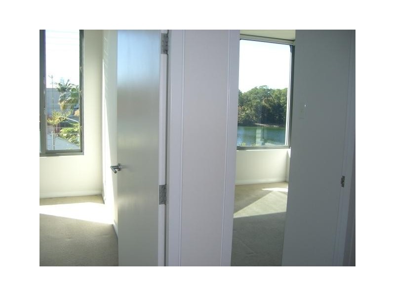 207 / 22 Ben Lexcen Place, Robina QLD 4226