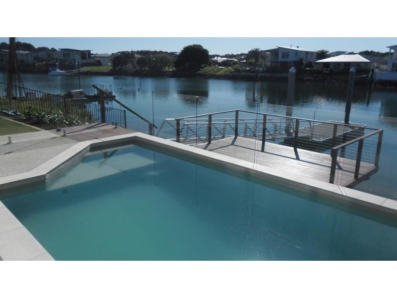 73 Cova Boulevard, Hope Island QLD 4212
