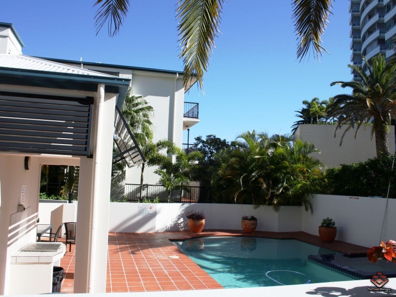 38 Labrador Street, Labrador QLD 4215