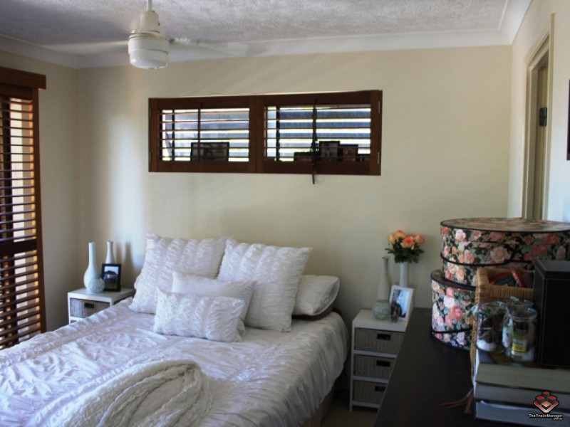 38 Labrador Street, Labrador QLD 4215
